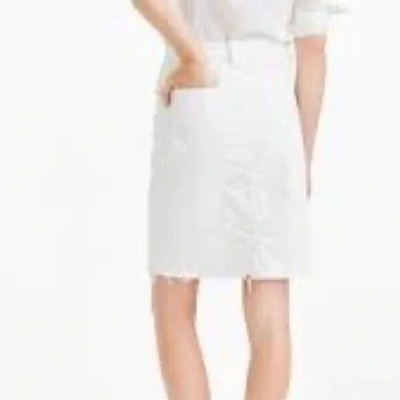 J. Crew BY453 White raw hem denim Pencil skirt New size 30 - Picture 4 of 9